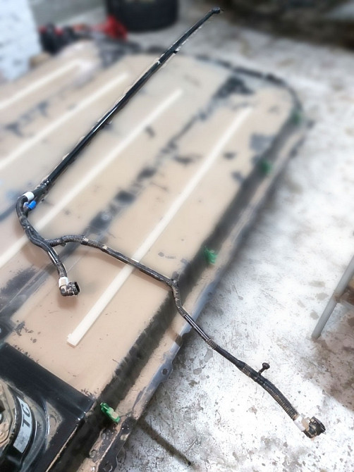 Патрубок системы охлаждения основной батареи (RWD) Tesla model 3 1530118-00-A Киев - изображение 1