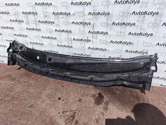Пластик под лобовое стекло (жабо) Nissan Note E11 2005-2012 (668629U100) Ковель