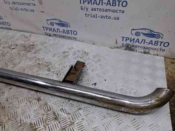 Подножка Mitsubishi L200 KB 2.5 DIESEL 4D56 2006 прав. (б/у) Київ