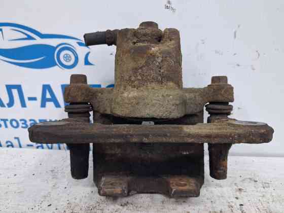 Суппорт задний правый Mitsubishi Pajero Wagon 3 3.2 ДИЗЕЛЬ 4M41 1999 (б/у) Киев