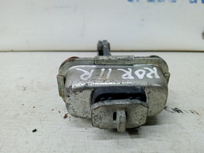 Ограничитель двери передний правый SsangYong Korando C200 2.0 DIESEL D20DT 2010 (б/у) Киев - изображение 3