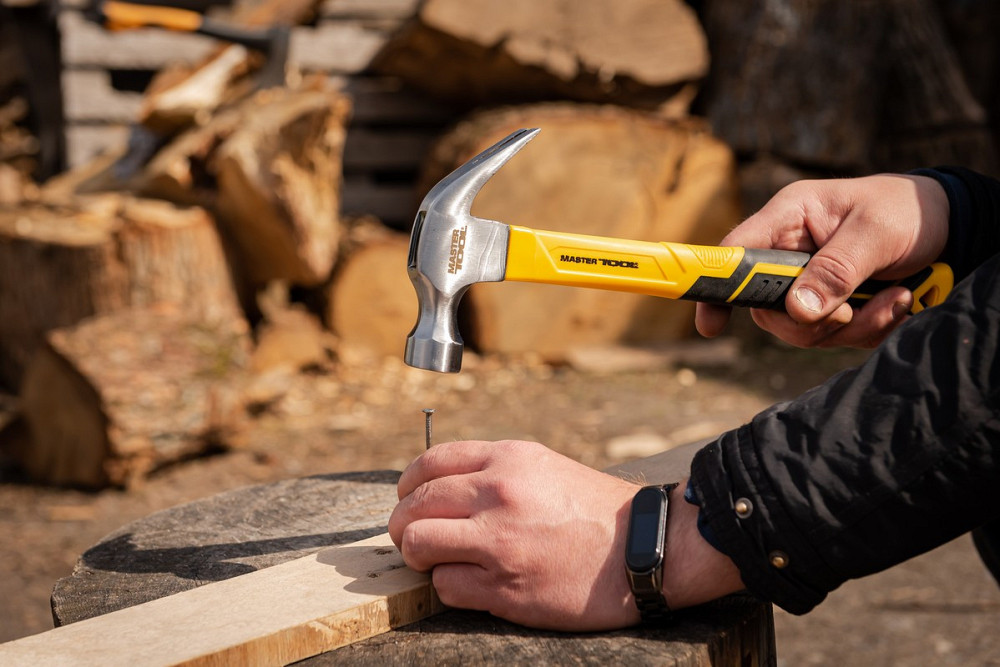 Молоток столярный MASTERTOOL 450 г HRC 50 рукоятка фиберглассовая 300 мм 02-0914 Харьков - изображение 11