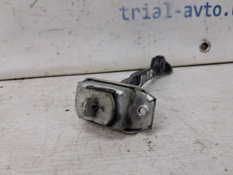 Ограничитель двери передний правый Nissan Qashqai J11 1.2 БЕНЗИН HRA2DDT 2013 (б/у) Київ - зображення 2