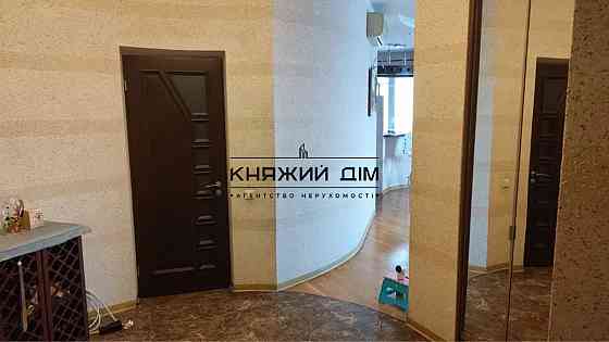 Продаж 4-кімнатної квартири біля метро «Осокорки» | вул. Срібнокільська, 14А Київ