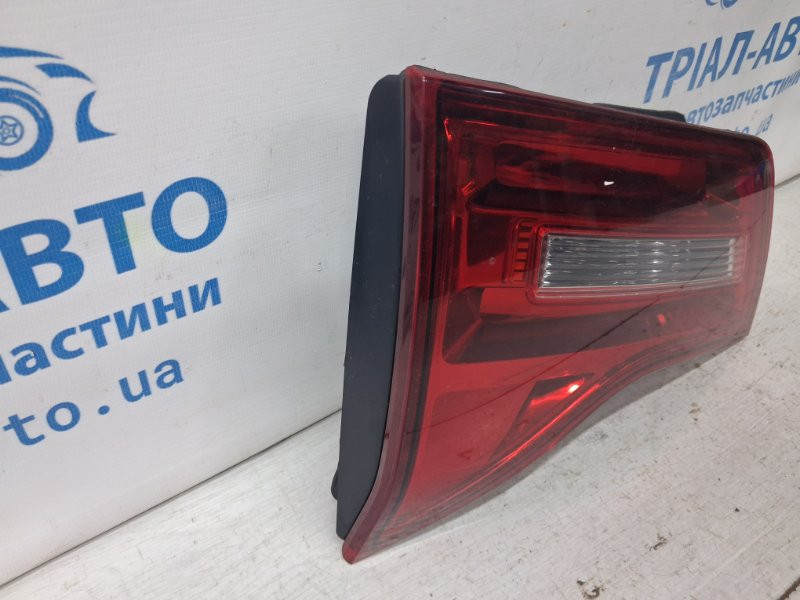 Фонарь задний внутренний левый Acura MDX YD2 3.7 БЕНЗИН J37A1 2006 (б/у) Киев - изображение 3