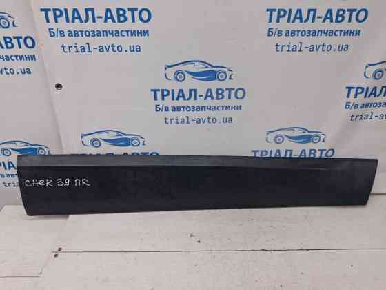 Накладка двери Jeep Cherokee KL 2.4 БЕНЗИН ED6 2013 перед. прав. (б/у) Київ