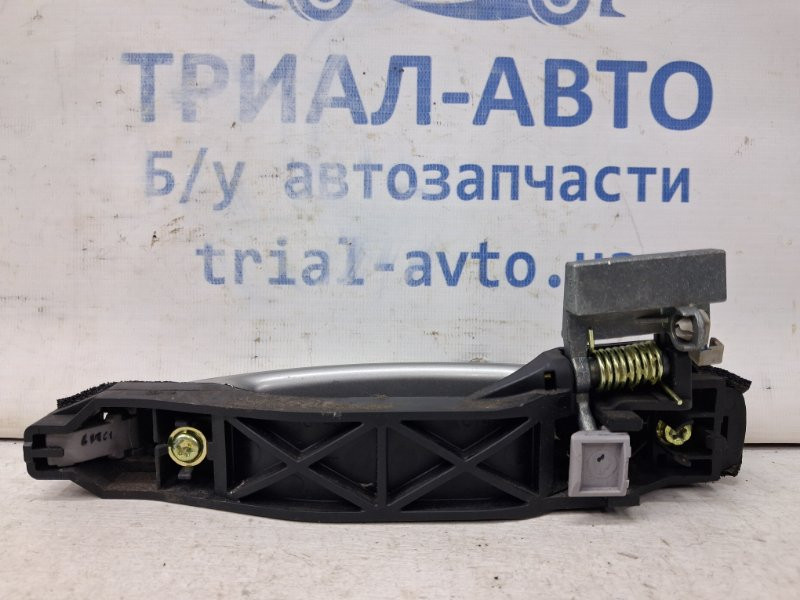 Ручка двери внешняя задняя правая Chevrolet Captiva C140 2.2 DIESEL Z22D1 2006 (б/у) Киев - изображение 3