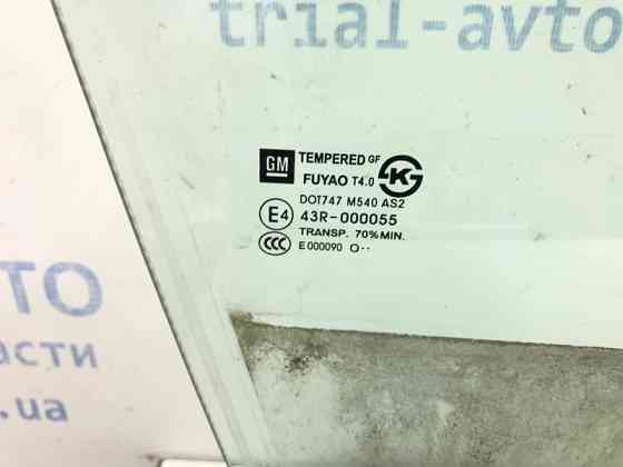 Стекло двери переднее правое Chevrolet Cruze J300 1.6 F16D4 2009 (б/у) Київ