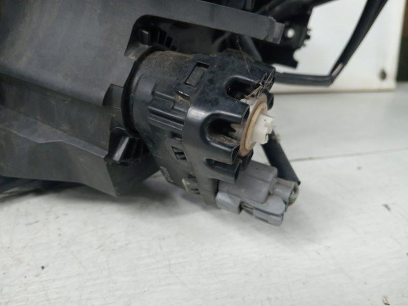 Фара правая галоген Рестайлинг Mazda CX 5 KE 2.2 DIESEL 2011 (б/у) Киев - изображение 6