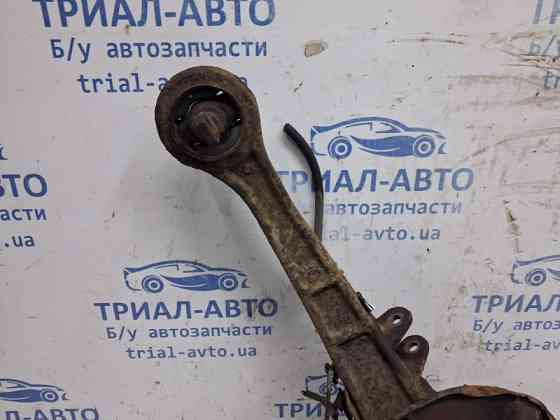 Рычаг задней подвески продольный правый Mitsubishi Outlander XL 2.4 БЕНЗИН 4B12 2007 (б/у) Київ