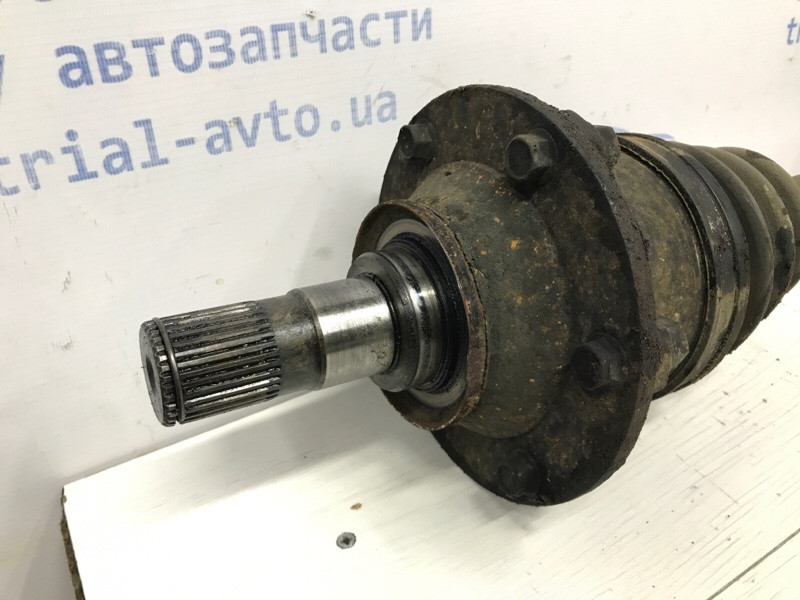 Привод задний Mitsubishi Pajero Wagon 3 3.2 ДИЗЕЛЬ 4M41 1999 (б/у) Киев - изображение 4