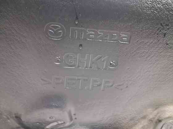 Обшивка крышки багажника Mazda 6 2012- GHK1688W1 (Арт. 69206) Київ