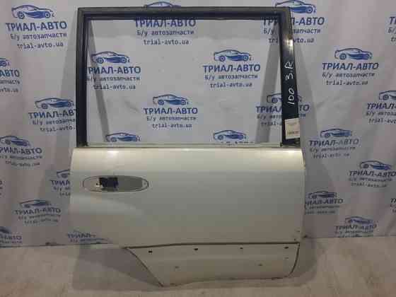 Дверь задняя правая Toyota Land Cruiser J100 1998 задн. прав. (б/у) Киев