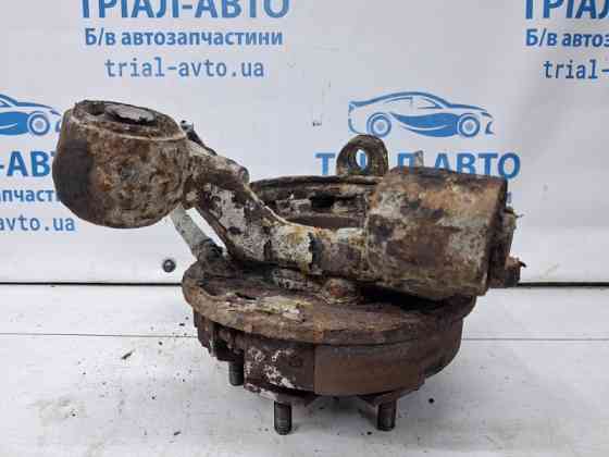 Цапфа задняя правая со ступицей Mitsubishi Pajero Wagon 3 3.2 ДИЗЕЛЬ 4M41 1999 (б/у) Киев