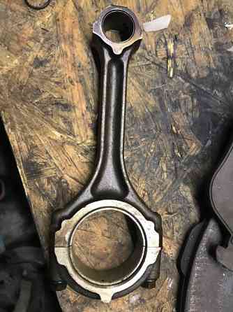Бу шатун на двигатель Renault F4P, F4R, F3R 7701468914 Laguna Megane Scenic Кропивницький