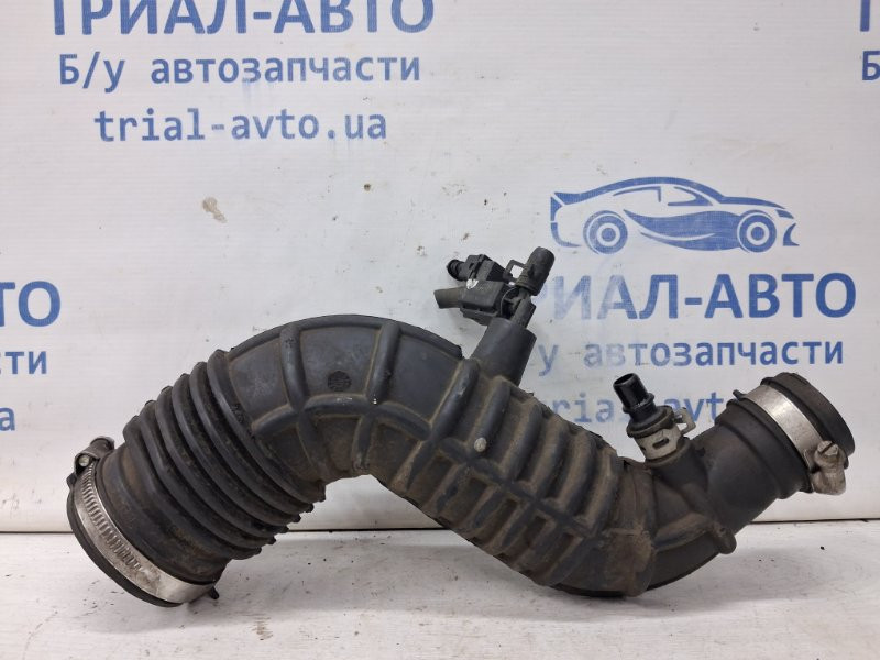 Патрубок воздушного фильтра Nissan Qashqai J11 1.2 БЕНЗИН HRA2DDT 2013 (б/у) Киев - изображение 2