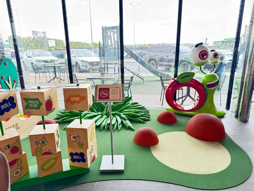 Рекламні декорацій для торговельних центрів Київ - зображення 4