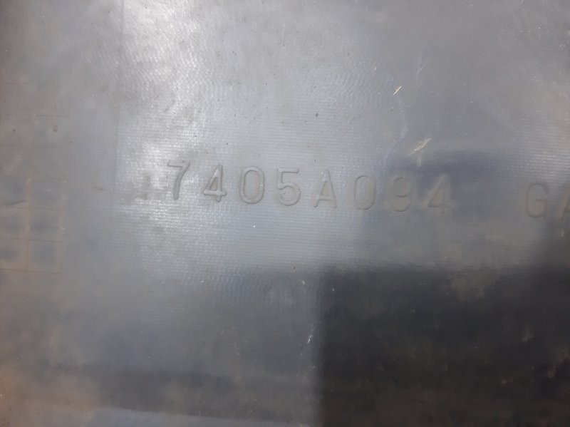 Накладка порога внешняя правая Mitsubishi Pajero Wagon 4 3.2 ДИЗЕЛЬ 4M41 2006 (б/у) Киев - изображение 7