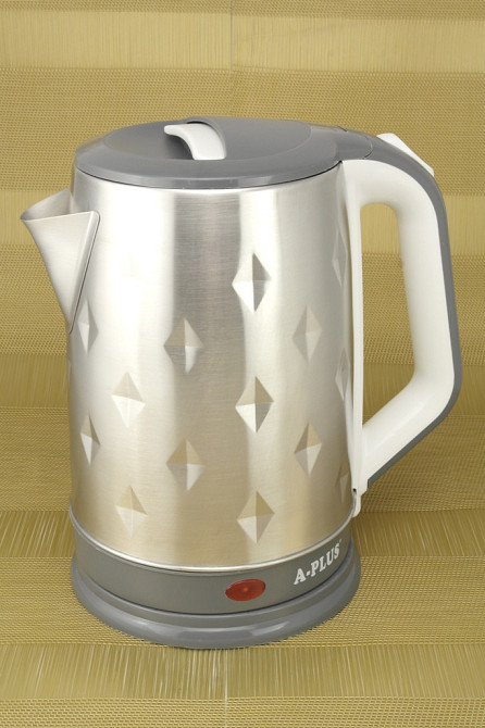 Электрочайник A-Plus AP-1691 2 л Киев - изображение 2