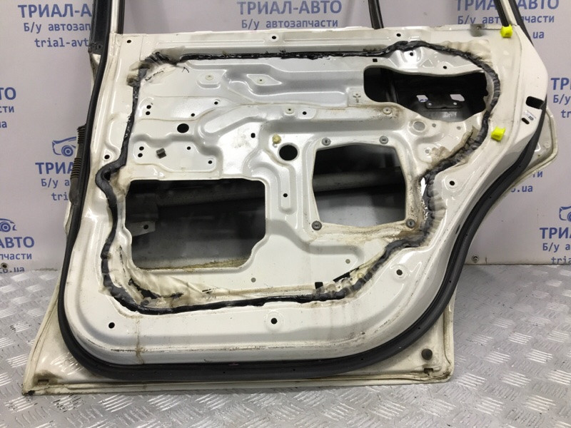 Дверь задняя правая Mitsubishi Pajero Sport K9 2.5 DIESEL 4D56 1996 (б/у) Киев - изображение 10