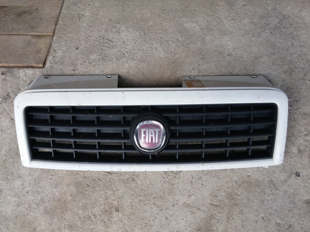 Решетка бампера Fiat Doblo 2005-2009 Ковель - зображення 4