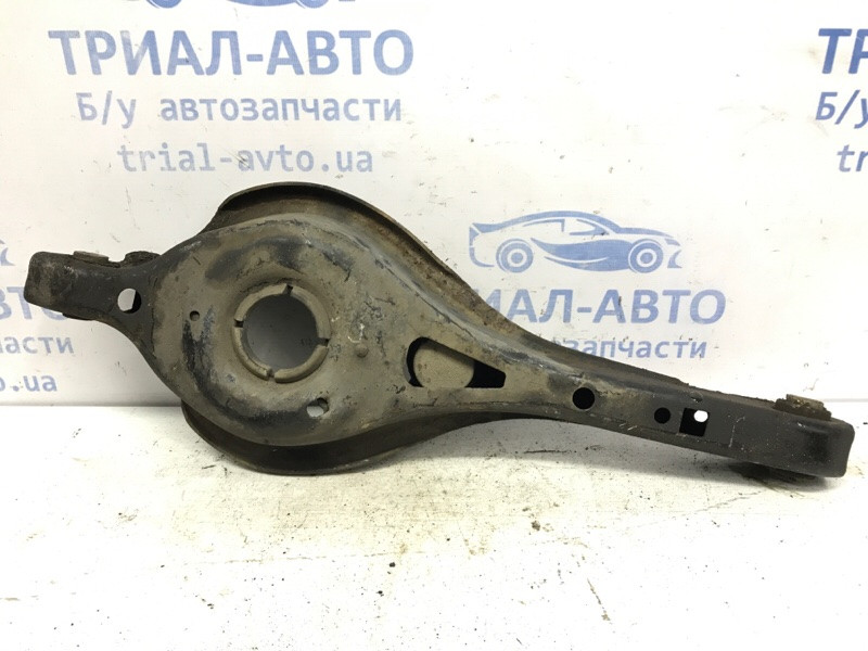 Рычаг задней подвески нижний поперечный (под пружину) Ford Kuga CBS 2.0 DIESEL 2011 (б/у) Київ - зображення 1