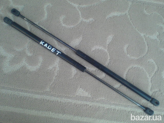 Запчастини до Opel Kadeta E Ивано-Франковск - изображение 1