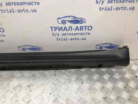 Накладка порога внешняя правая Nissan Juke F15 1.6 TURBO MR16DDT 2010 (б/у) Киев