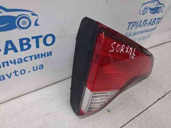 Фонарь задний внутренний левый Kia Sorento XM 2.4 БЕНЗИН G4KJ 2009 (б/у) Киев