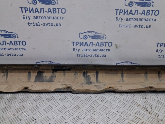 Накладка порога внешняя левая Toyota Avensis T25 1.8 БЕНЗИН 1ZZFE 2002 (б/у) Київ - зображення 6