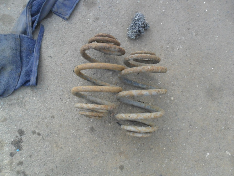 Пружини задні Форд Ескорт 90-2001 рр.., універсал, оригінал Вінниця - зображення 2