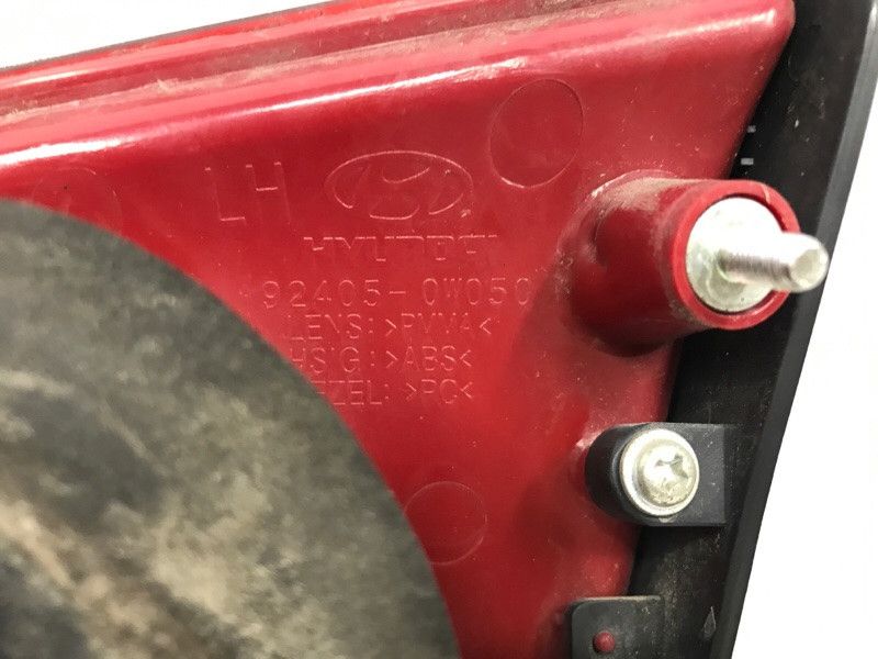 Ліхтар задній внутрішній лівий Hyundai Santa Fe CM 2.7 БЕНЗІН G6EA 2005 (б/у) Київ - зображення 7