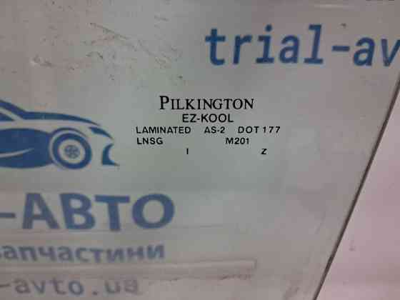 Стекло двери переднее левое Jeep Grand Cherokee WK2 3.6 БЕНЗИН ERB 2010 (б/у) Киев
