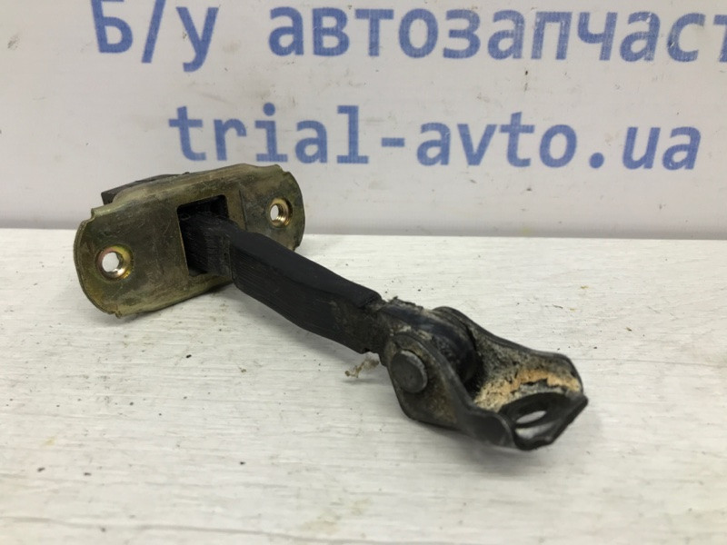 Ограничитель двери передний правый Mitsubishi Pajero Wagon 3 3.2 ДИЗЕЛЬ 4M41 1999 (б/у) Київ - зображення 3