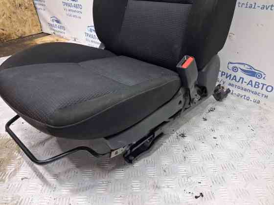 Сиденье переднее правое Mazda 3 BK 1.6 БЕНЗИН Z6 2003 (б/у) Київ