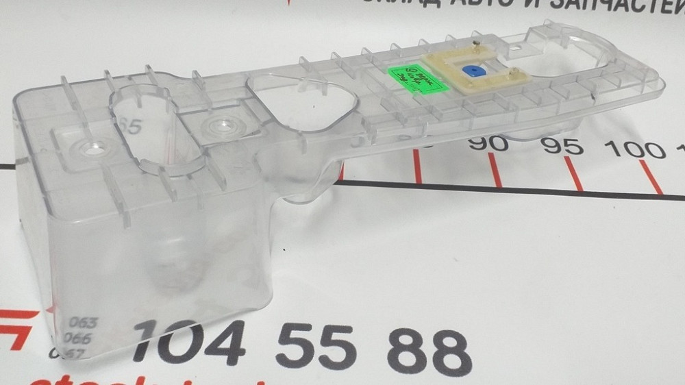 2Кронштейн напольный 2-го ряда сидений правый (6 мест) Tesla model X 1075699-00-D Київ - зображення 1