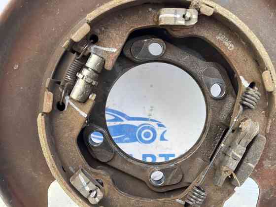 Кожух тормозного диска Hyundai Santa fe DM 2.4 БЕНЗИН G4KJ 2012 задн. лев. (б/у) Киев