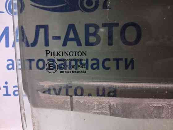 Стекло двери переднее правое Mitsubishi Pajero Sport 1996-2008 MR237966 (Арт. 64940) Киев