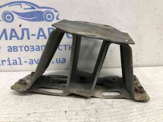 Кронштейн усилителя заднего бампера Toyota Avensis T25 2.2 DIESEL 2ADFTV 2002 лев. (б/у) Київ