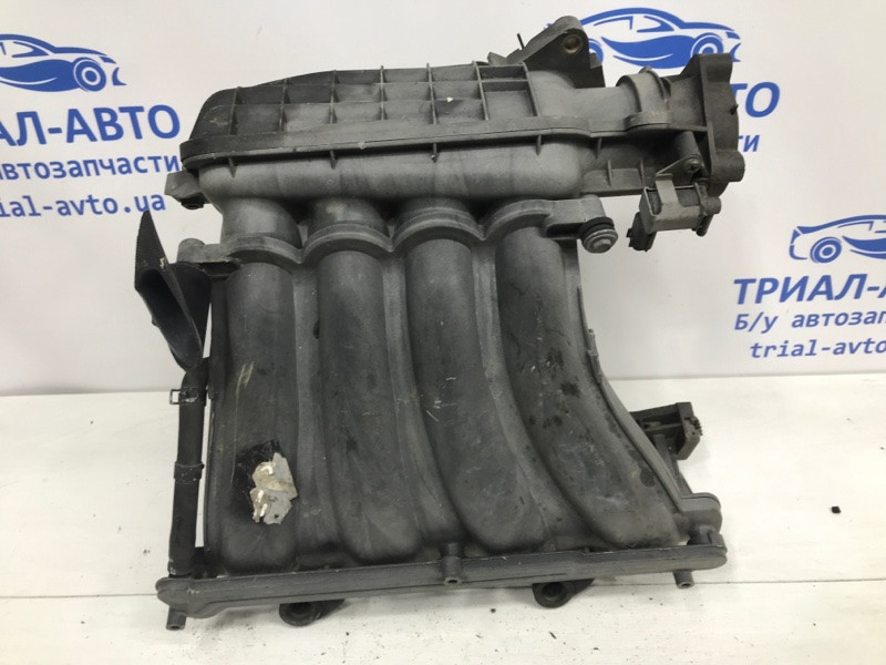 Коллектор впускной пластик Nissan Qashqai J10 2.0 БЕНЗИН MR20DE 2006 (б/у) Київ - зображення 1