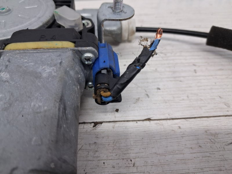 Стеклоподъемник передний левый Chevrolet Captiva C140 2.2 DIESEL Z22D1 2006 (б/у) Киев - изображение 3