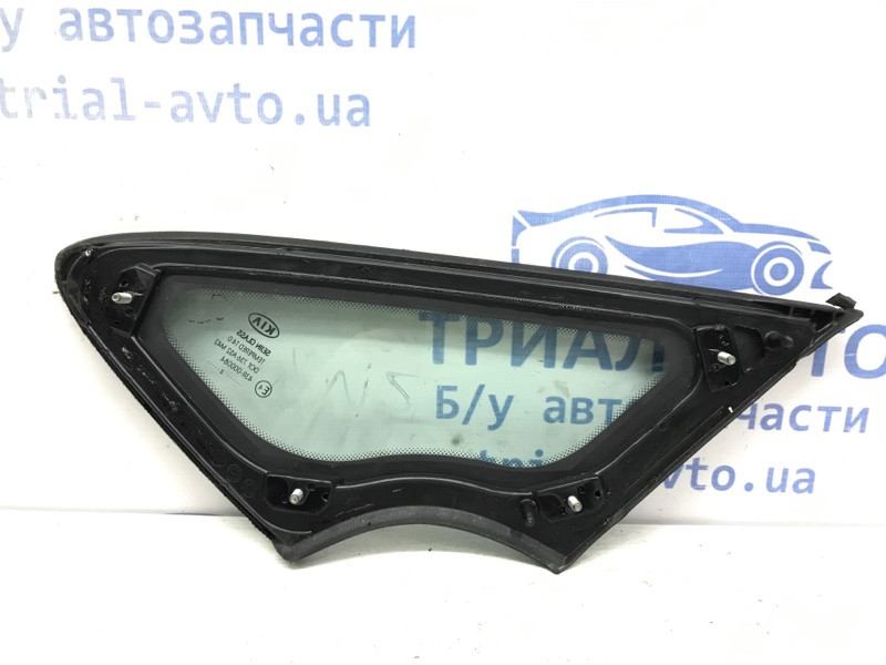 Стекло двери угловое правое Kia Ceed JD 1.6 DIESEL D4FB 2012 (б/у) Київ - зображення 2