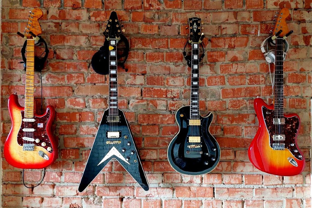 Ремонт ,реставрація ,обслуговування гітар , бандур та інших струнних інструментів Луцьк - зображення 1