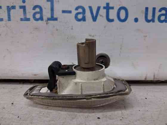 Повторитель поворотника Kia Sorento 2002-2011 923033B120 (Арт. 69748) Київ