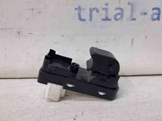 Кнопка стеклоподъемника Mazda 3 BM 2.2 DIESEL 2013 (б/у) Киев