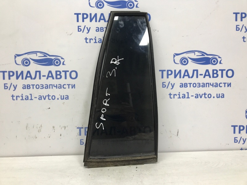 Стекло двери задней правой (форточка) Mitsubishi Pajero Sport K9 2.5 DIESEL 4D56 1996 (б/у) Київ - зображення 1