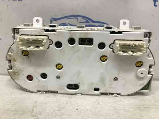 Приборная панель Mitsubishi Outlander CU 2.4 БЕНЗИН 4G69 2003 (б/у) Київ