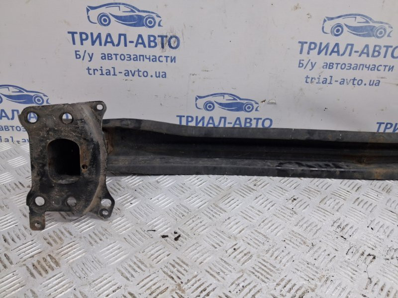 Усилитель бампера передний Volkswagen Caddy 2K 1.9 DIESEL BJB 2003 (б/у) Київ - зображення 6