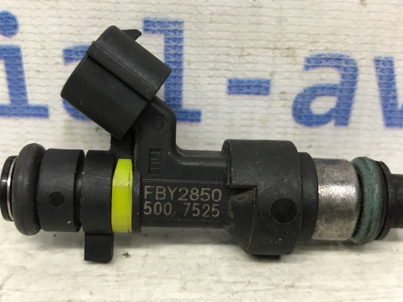 Форсунка топливная Nissan Qashqai J10 2.0 БЕНЗИН MR20DE 2006 (б/у) Київ - зображення 3