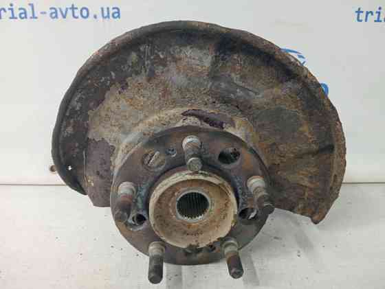 Кулак поворотный правый со ступицей SsangYong Kyron DJ 2.7 D27DT 2005 (б/у) Київ